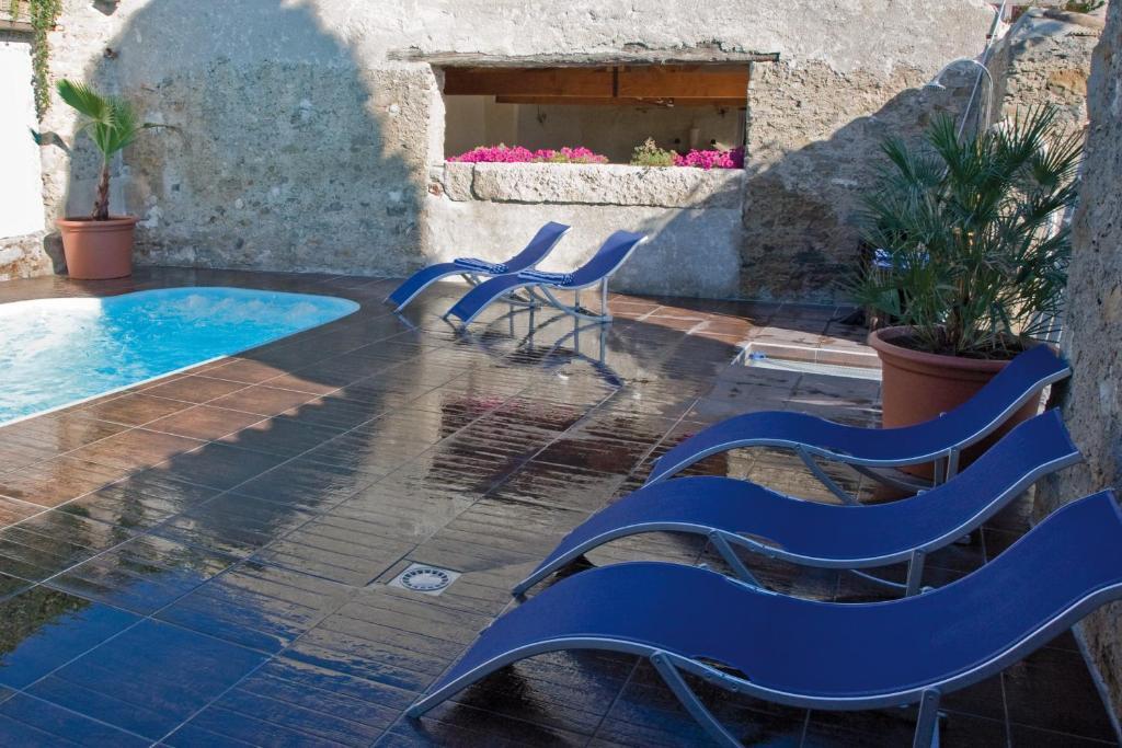 Logis Auberge Cote Jardin Hotel Lezignan-Corbieres Luaran gambar
