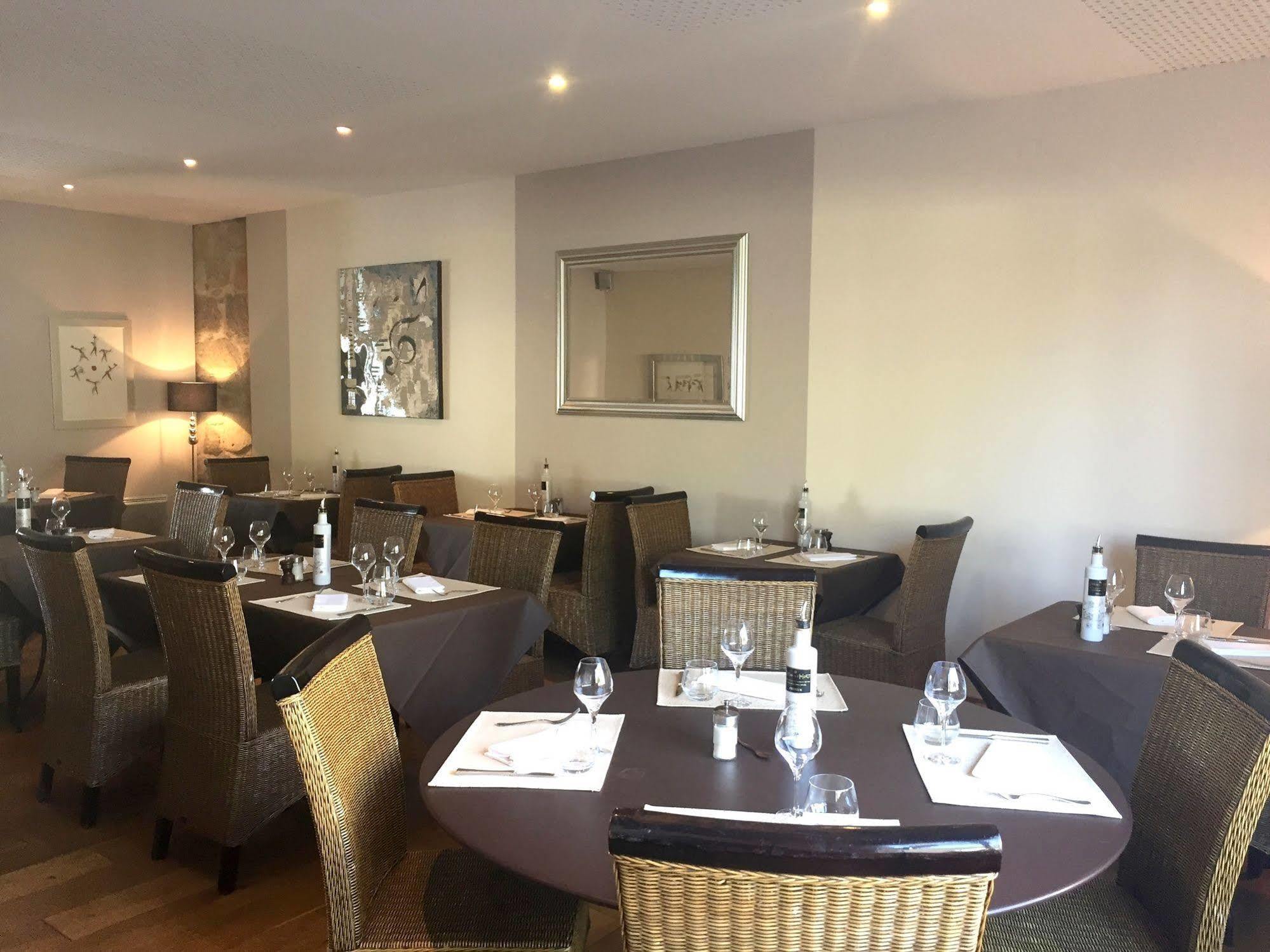 Logis Auberge Cote Jardin Hotel Lezignan-Corbieres Luaran gambar